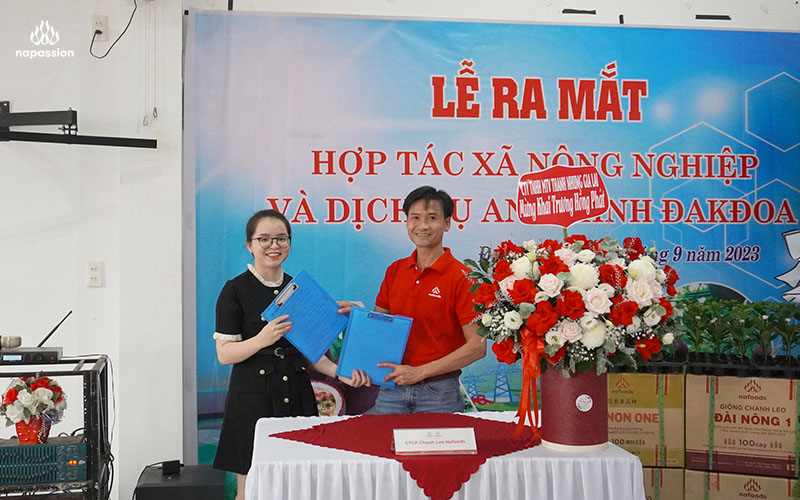 le ra mat và ky ket hop tac giua htx anh minh va nafoods group